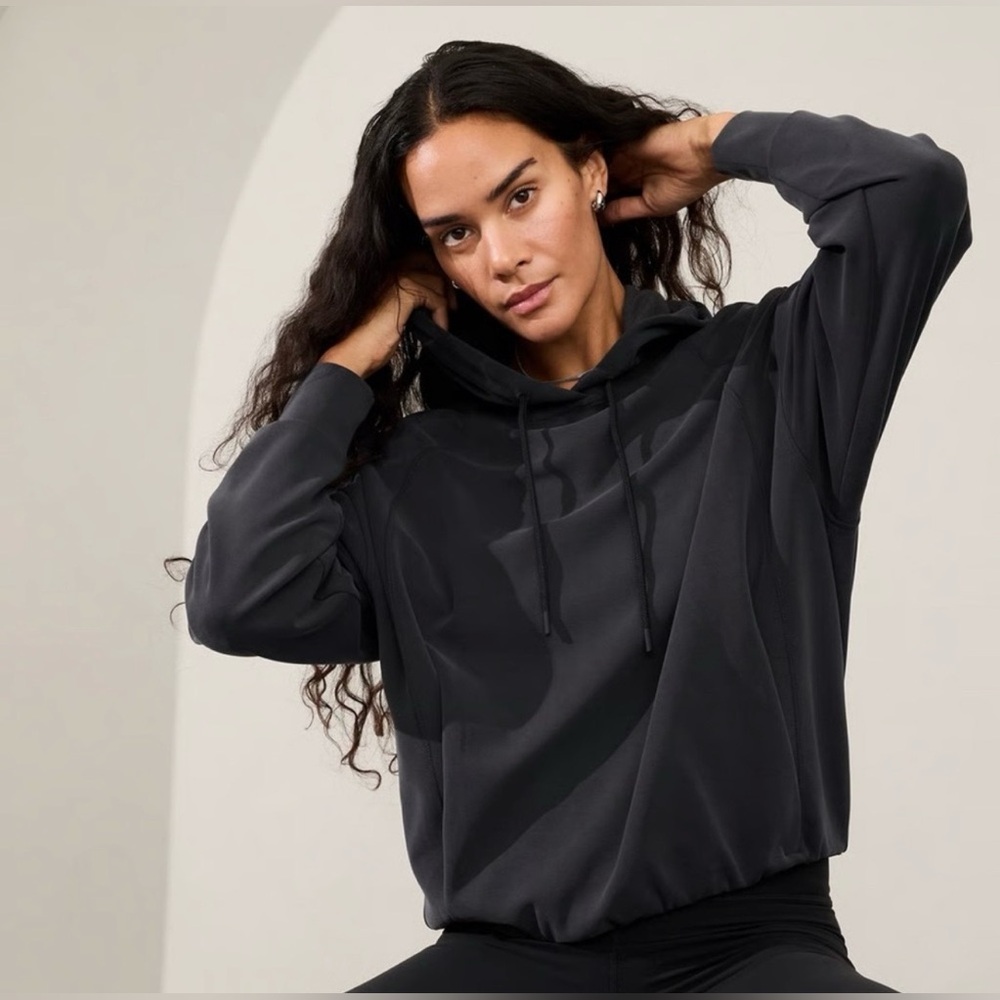 Athleta Seasoft Bubble Hem Hoodie Charcoal Black Activewear Pockets Women’s (S)